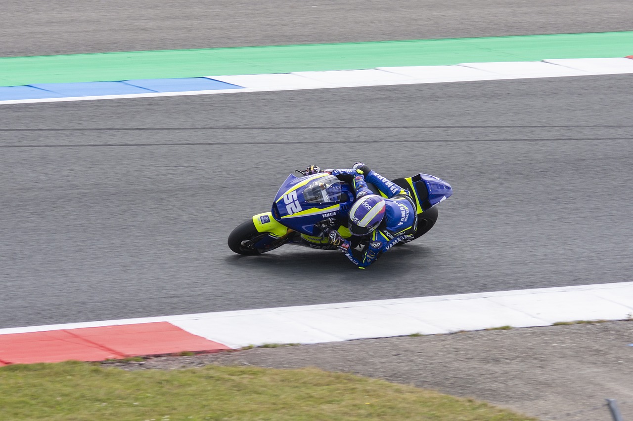 万英镑赔偿 万英镑赔偿